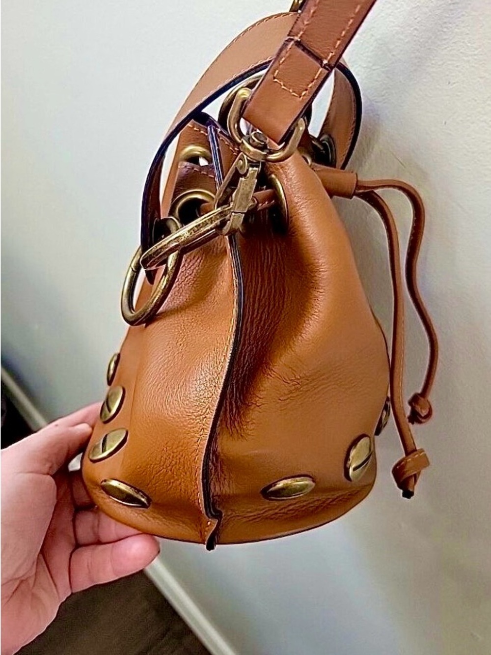 Brown Leather Drawstring Satchel Shoulder Bag - Picture 6 of 8